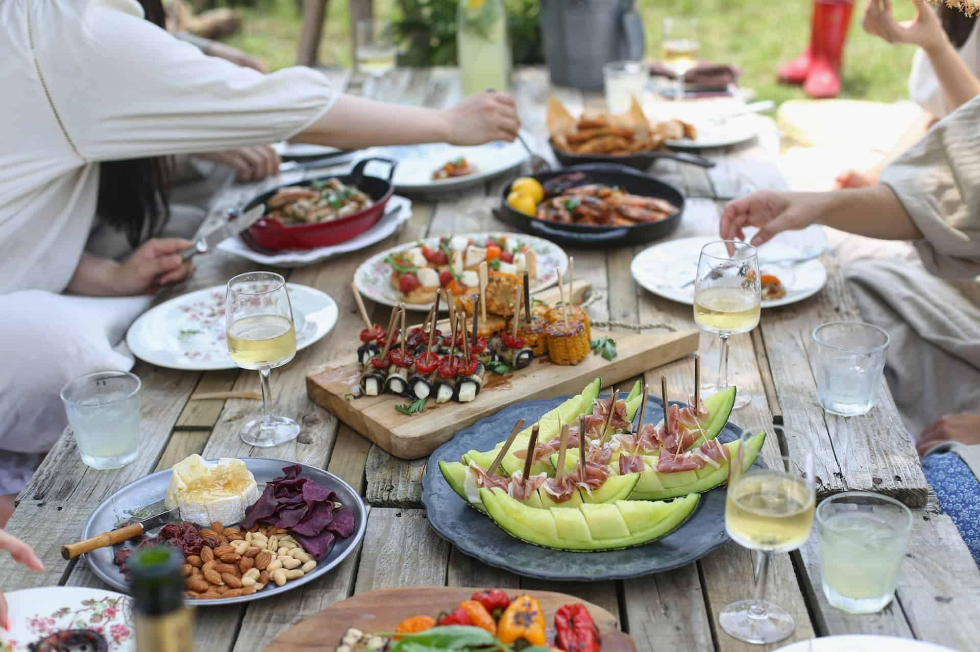 Grilling on Planks. What type of wood should I choose?